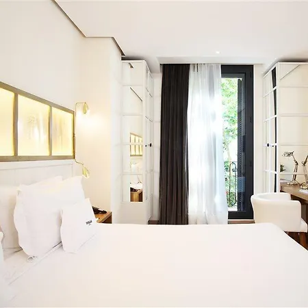 Ofelias 4sup Hotel Barcelone