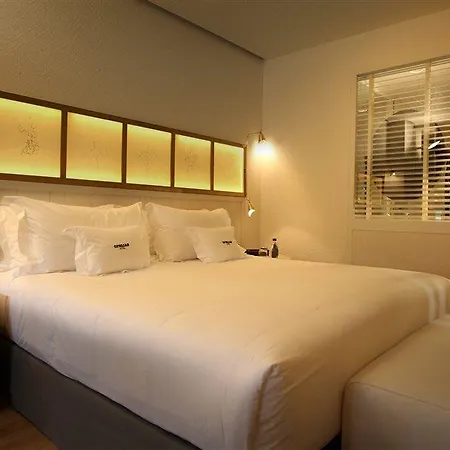 Ofelias 4sup 4* Barcelone