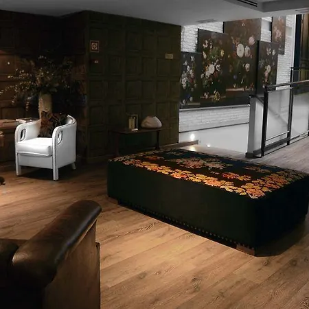 Otel Ofelias 4sup