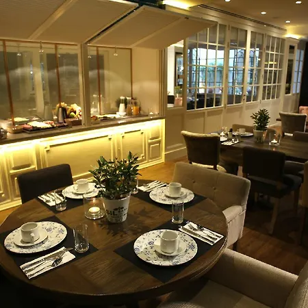 Ofelias 4sup By Bondia Group Hotel